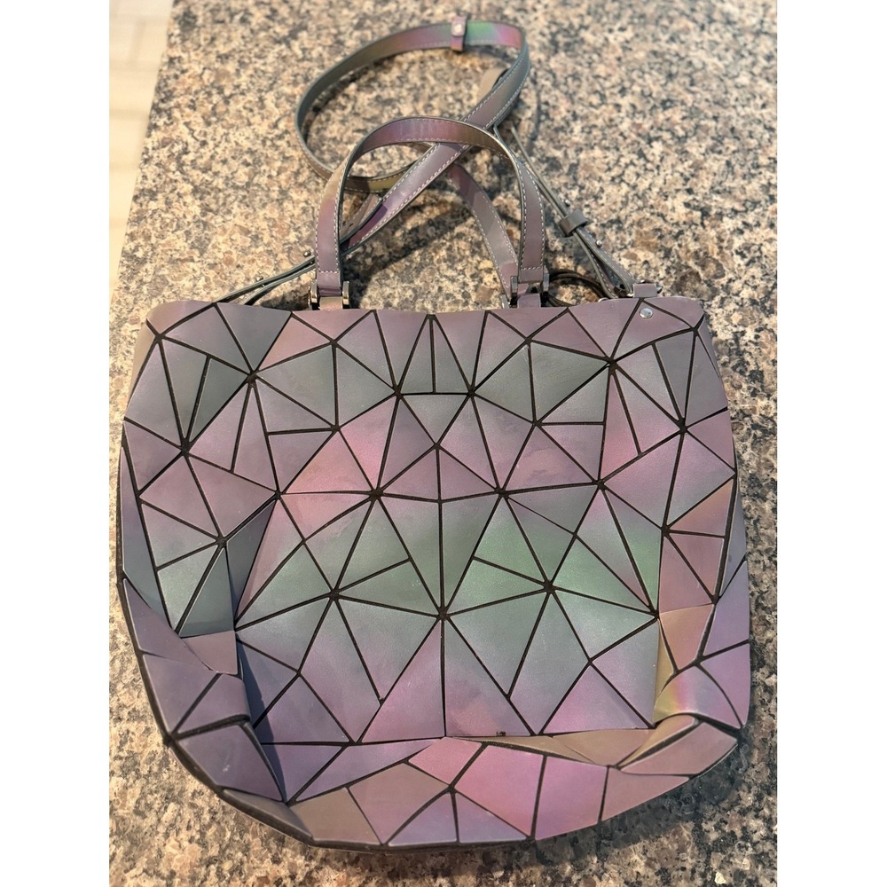 HoTone Holographic Geometric Iridescent Tote Bag Crossbody Purple Green Gray